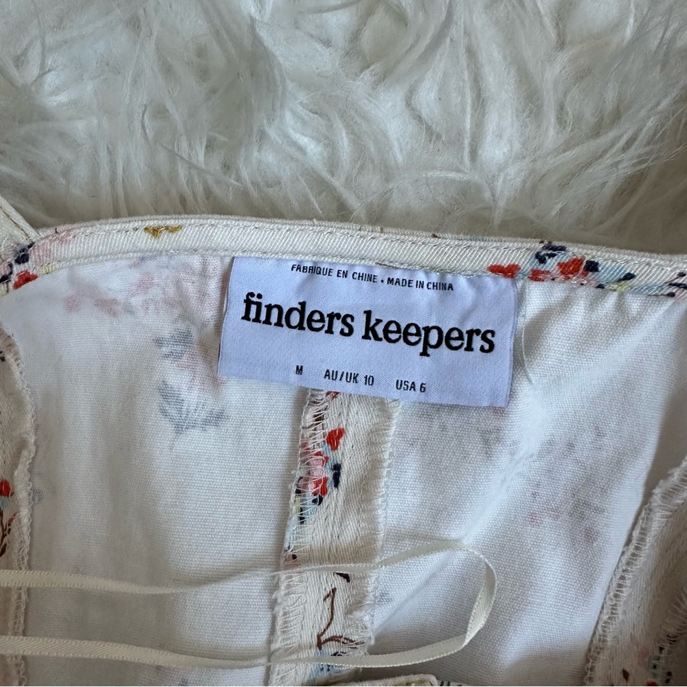 Finders Keepers Frankie Midi Dress in Nude Floral snap button front overalls - Picture 11 of 11
